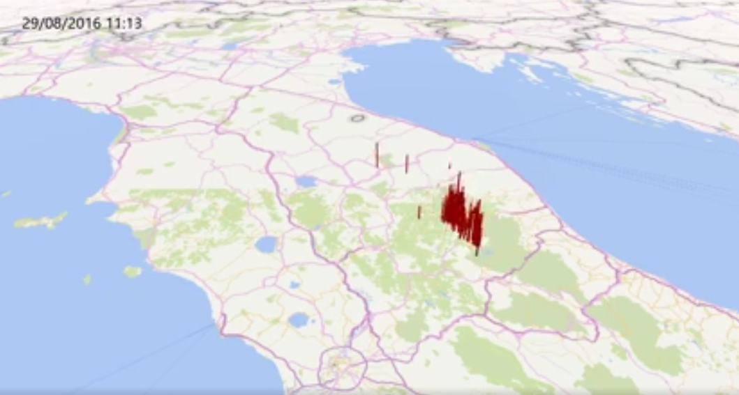 Distribuzione sulla mappa degli ultimi terremoti in time-lapse