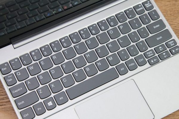 Come risolvere il problema della tastiera bloccata del portatile Lenovo